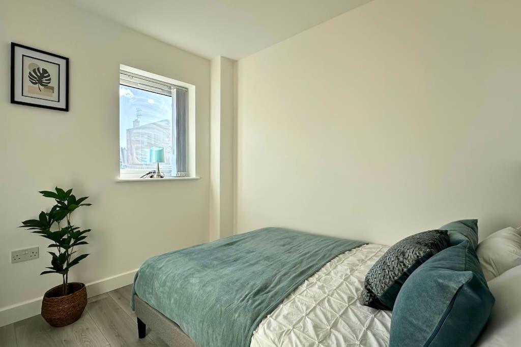 Apartment Modern 2 Bedroom Coventry